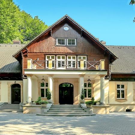 Hotel "Dworek Lesniczowka" Wodzislaw Slaski Ngoại thất bức ảnh